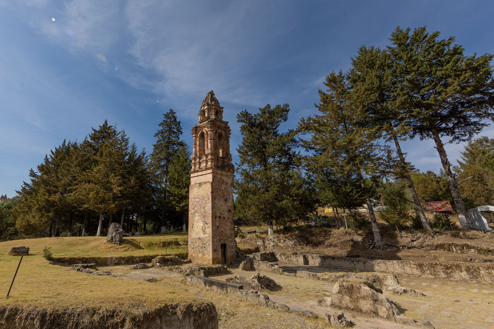 Iglesia Semihundida Del Carmen - Tlalpujahua - Michoacán, El Alma De México | Visit Michoacan - imagen 1
