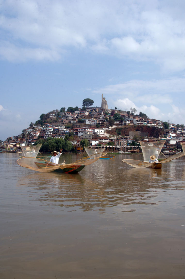 Lago De Pátzcuaro - Michoacán, El Alma De México | Visit Michoacan - imagen 1