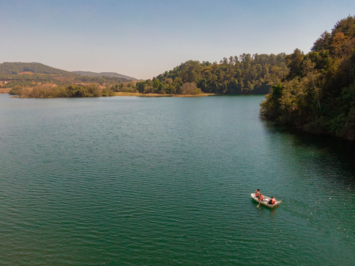 Lago De Zirahuén - Michoacán, El Alma De México | Visit Michoacan - imagen 3