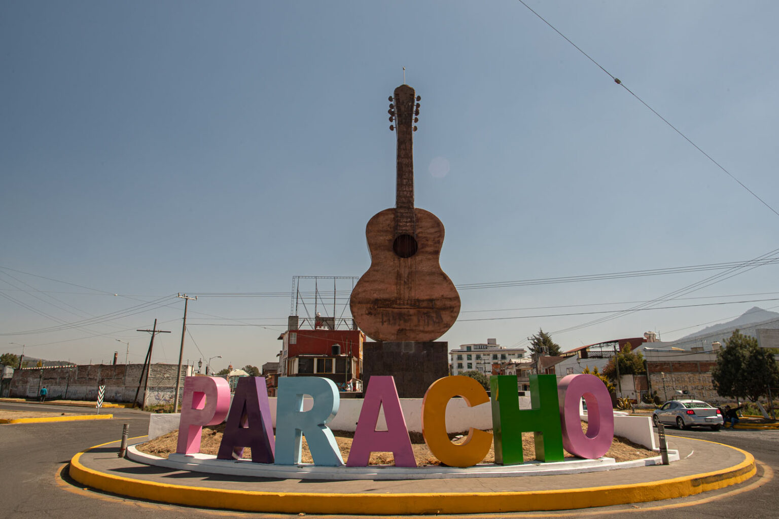 Monumento a la Guitarra, Paracho