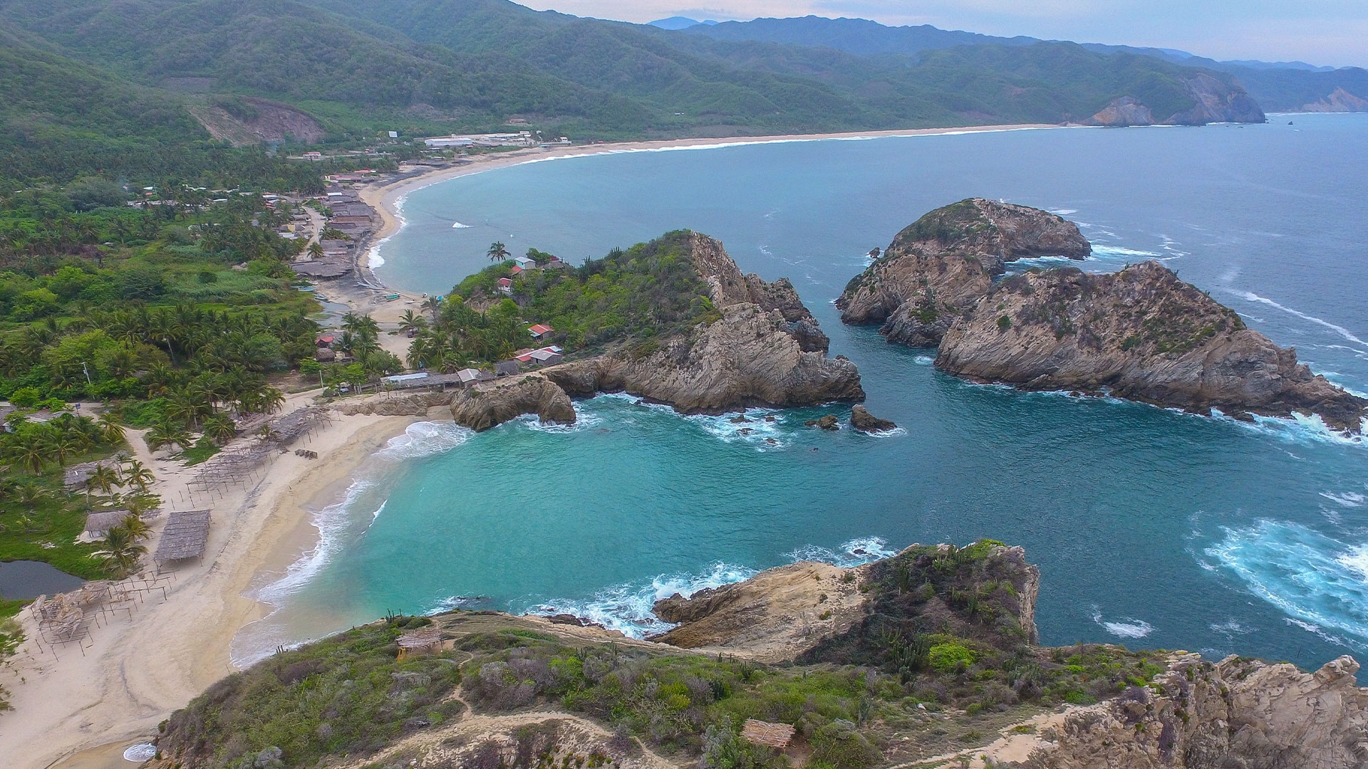 Paraísos Ocultos: Playas de Michoacán 5