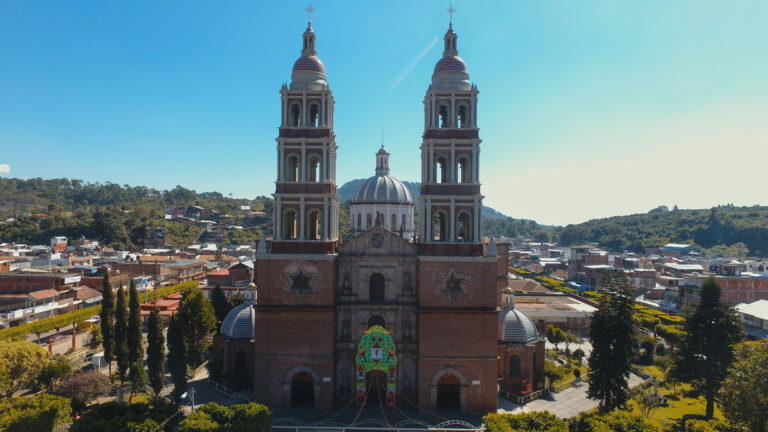 Volcanes, Ruinas y Guitarras en Michoacán 3
